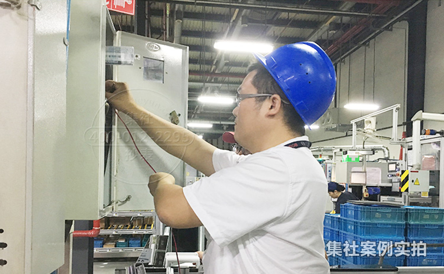 我司技术人员为长沙博士汽车工厂检查电力系统