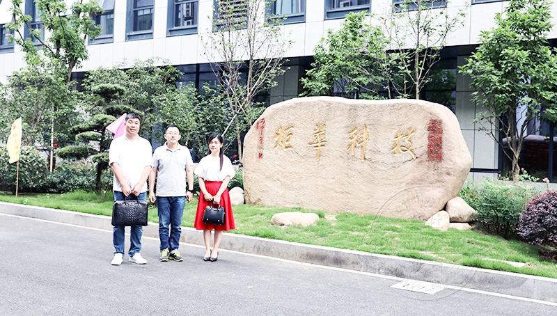远程预付费智能电表厂家：杭州炬华电表厂生产实拍